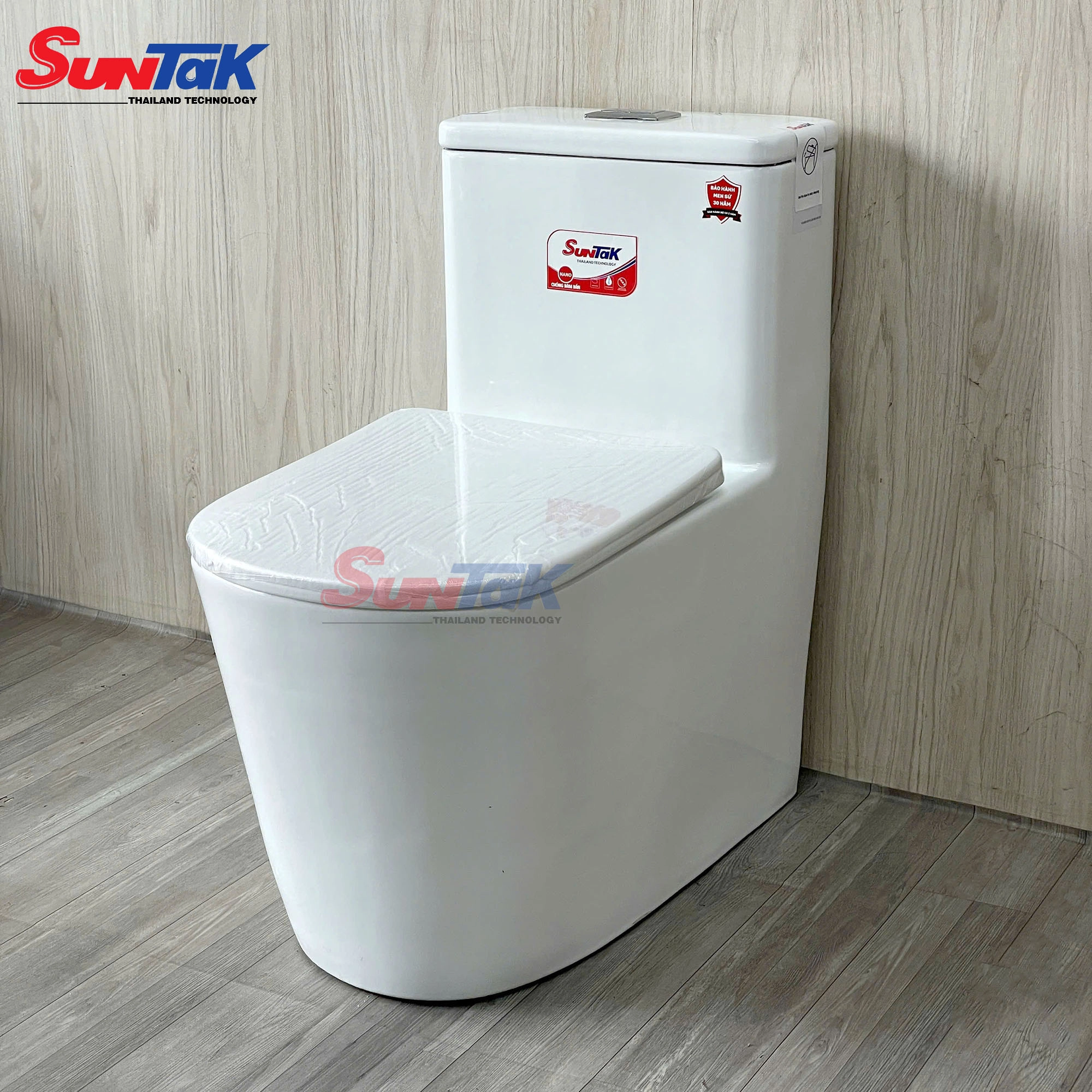 Bồn Cầu 1 Khối Trắng Nắp UF Cao Cấp ST-84 - Bồn Cầu 1 Khối Trắng Nắp UF Cao Cấp ST-84 - Suntak.vn